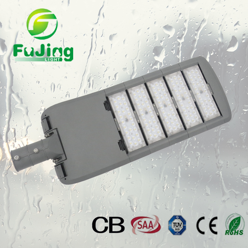 150lm/W Urban Lighting Die-Cast Alumnium 150W LED Streetlight TUV Certified for Avenue Walking Way