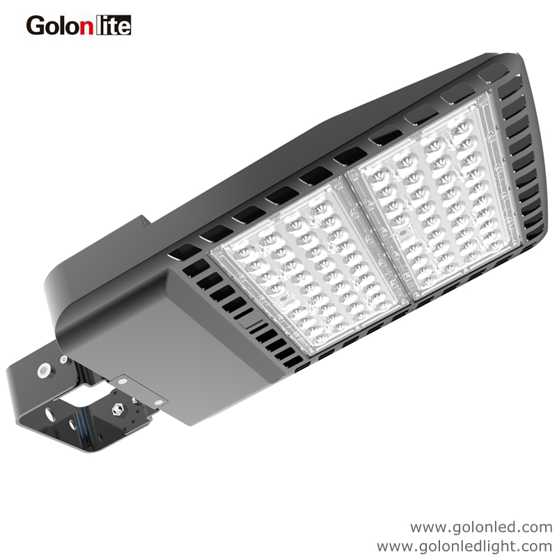 200W LED Shoebox Light with Photo Sensor LED Street Light Outdoor Light