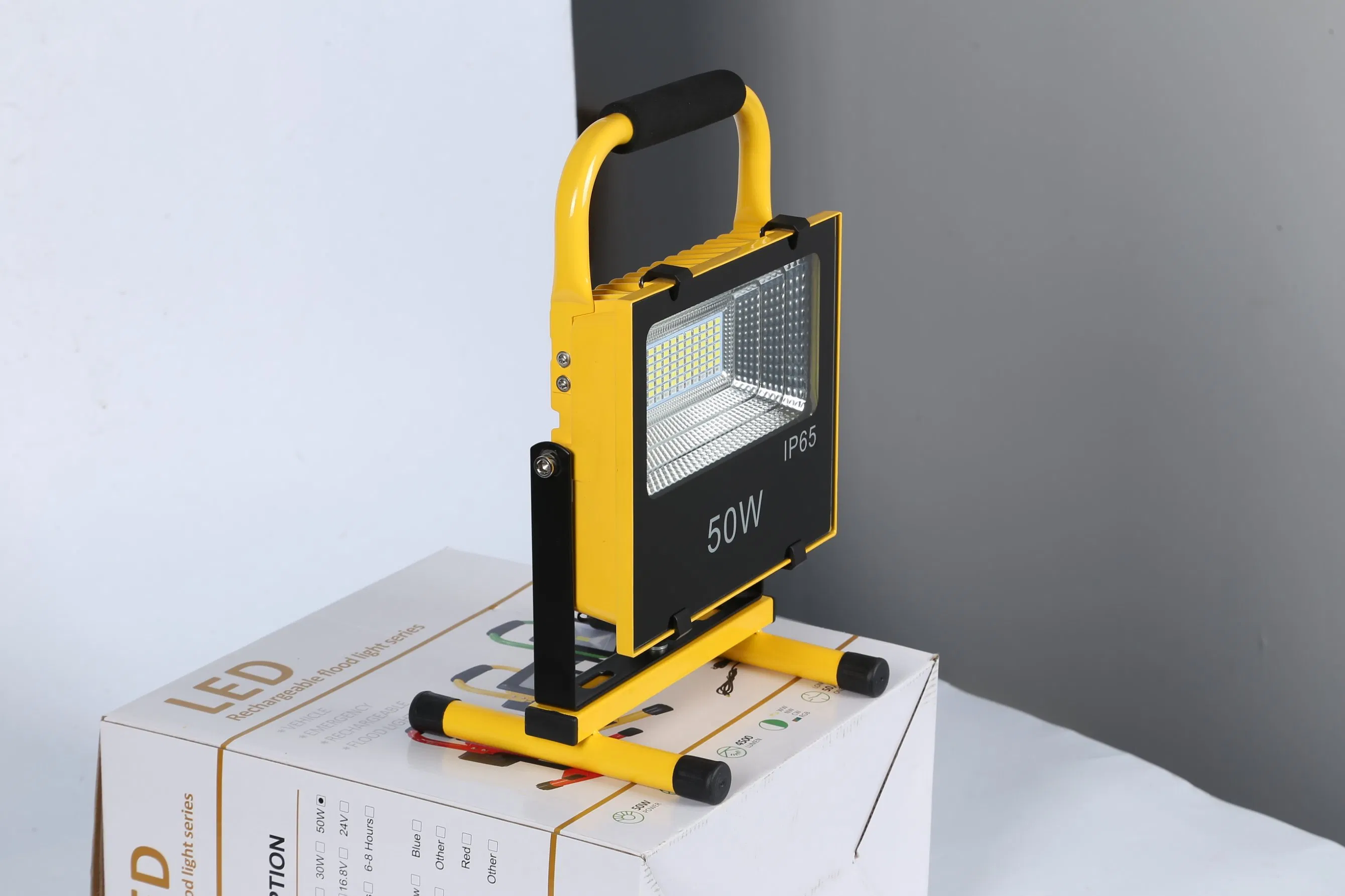 300W LED Portable Flood Light with Rechargeable Battery