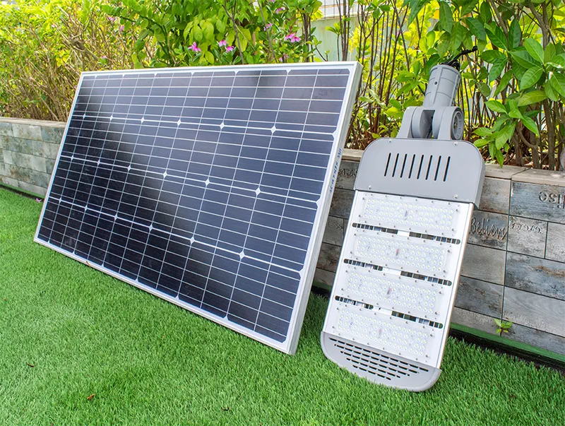 40W 50W 60W 150W 200W High Conversion Efficiency Split Type Solar Street Lights with Intelligent MPPT Patent Controller