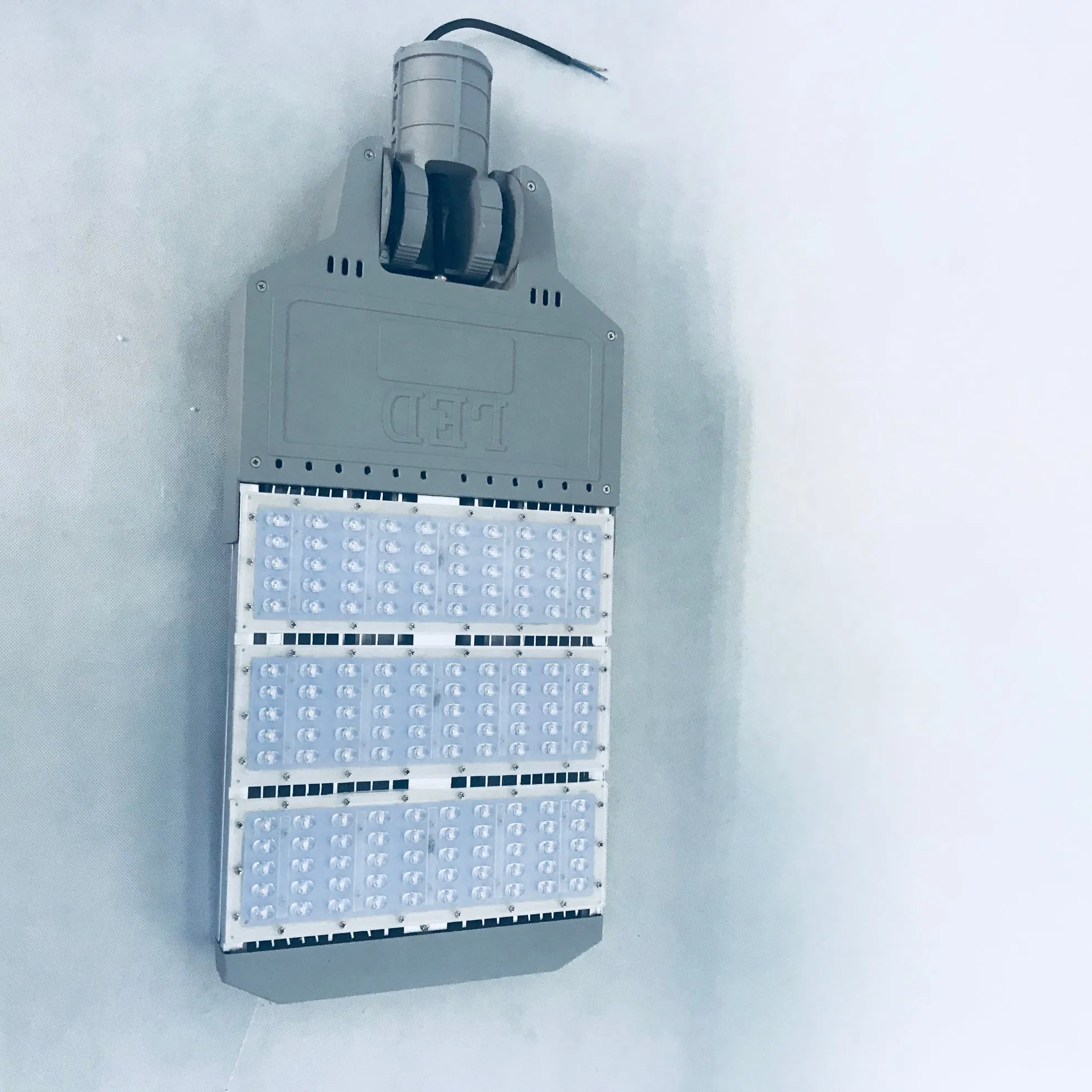 5years Outdoor Lighting IP65 Waterproof 130lm Per Watt 150W LED Street Light