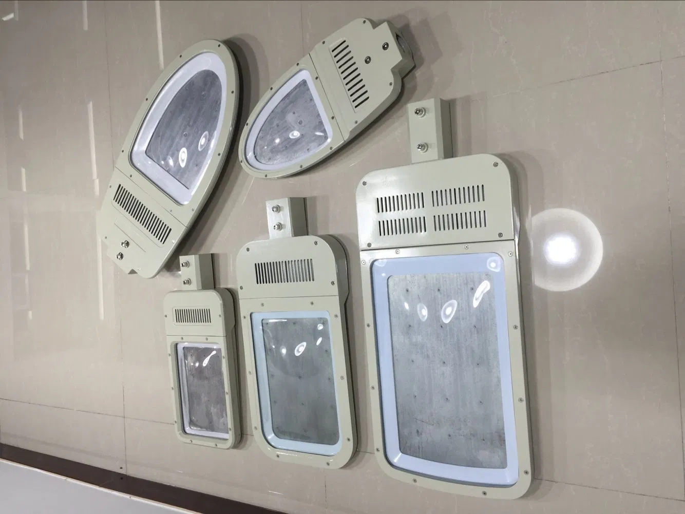 Factory Direct Sale 60ww 100W 120W 150W LED Street Light Housing