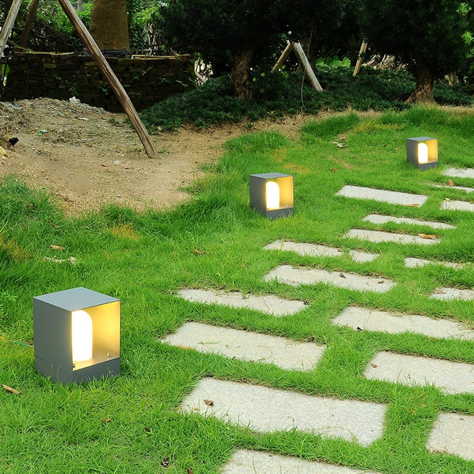 Landscape Garden Low Voltage Solar LED Yard Lights
