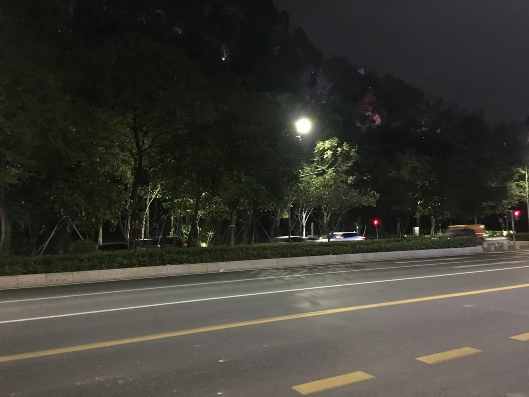 LED Street Light 50W 80W 100W 150W 200W 250W 300W 220V 50/60Hz up to 160lm/W 43500lumen 6500K Ik10 High Quality LED Outdoor LED Light with 5 Years Warranty Road