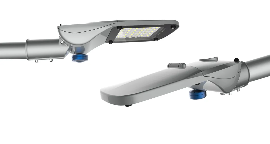 New Design Waterproof IP66 Ik10 70W Solar LED Street Light Outdoor