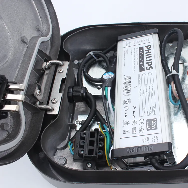 New Model 150W 180W 200W LED Street Light