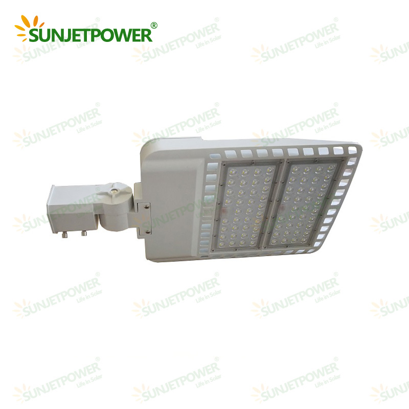 Outdoor Government Project Jinko Panel High Power 70W 165lm/W LED Street Light TUV SGS BV Inspected Factory for Integrated All in One Lampadaire Solaire