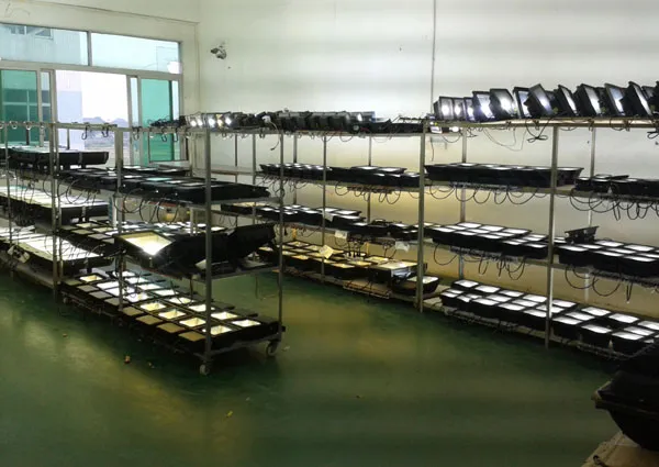 Slim 100W AC230V Dacromet Treatment Road Tunnel Lights LED Flood Light with Sosen Driver