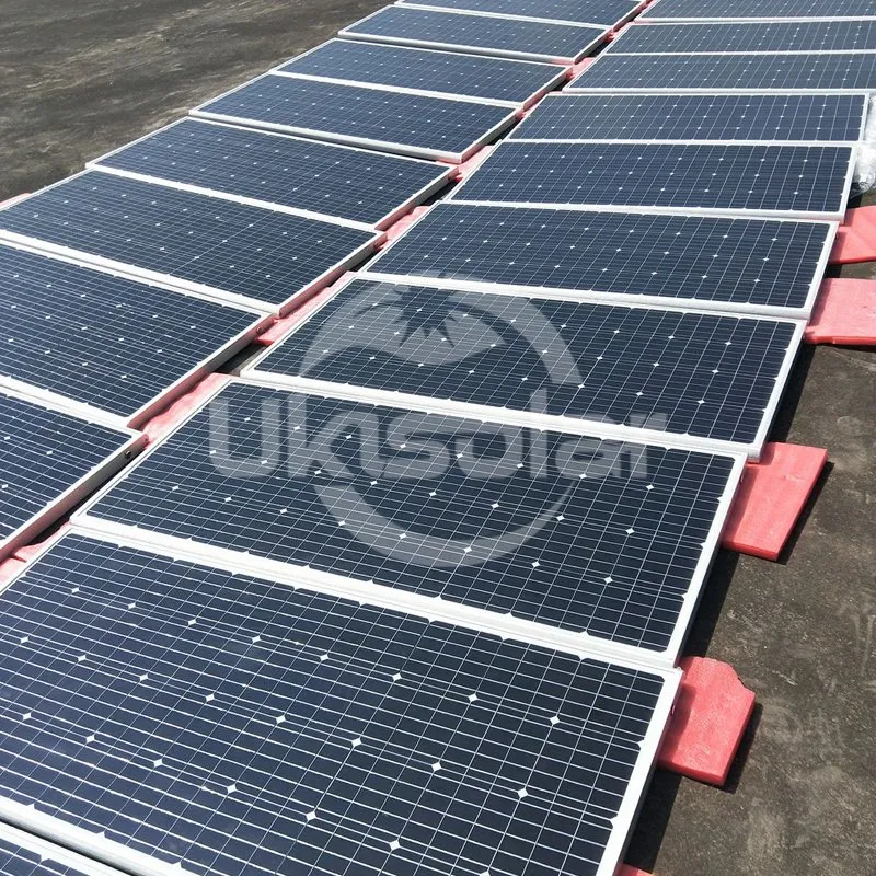 Ukisolar 2021 New Design Remote Control Outdoor Waterproof High Lumen 30W 60W 80W 100W LED Street Light Solar LED Lamp with CE RoHS FCC ISO